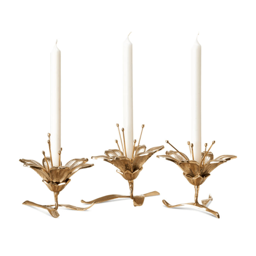 Lilly metal candle holder