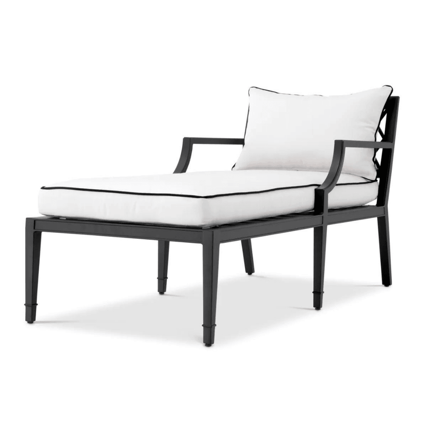 Bella Vista deck chair with black legs