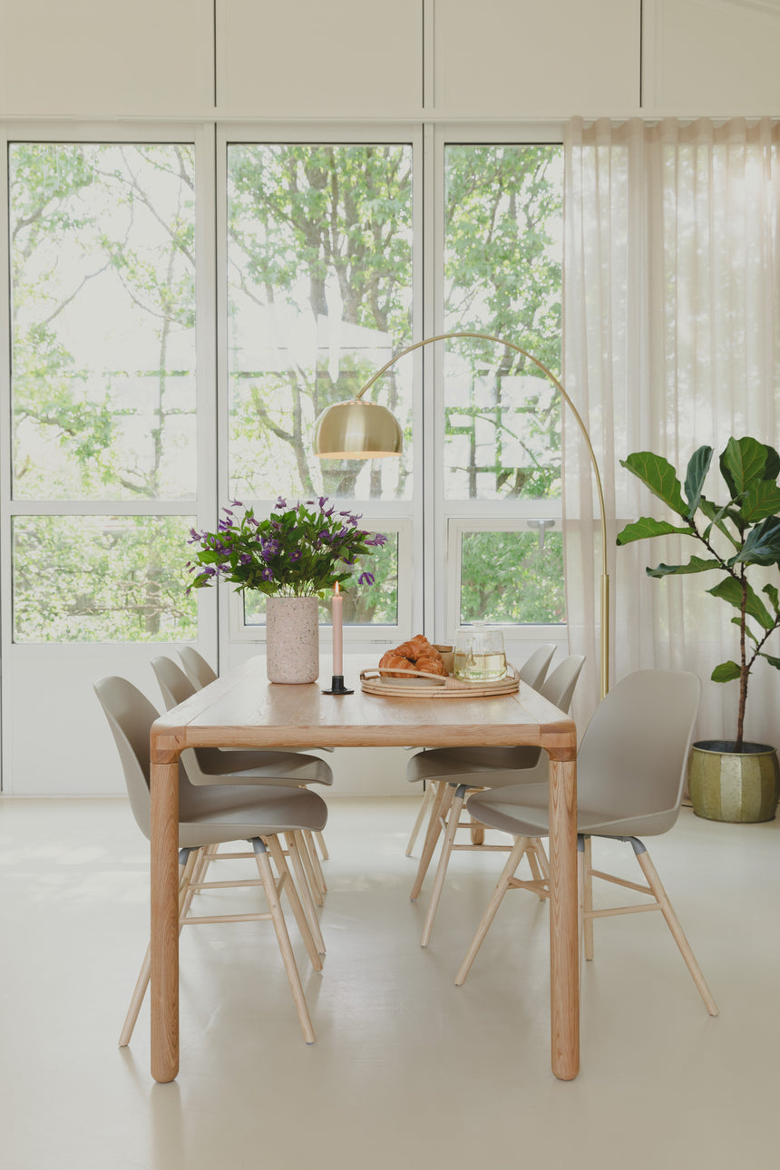 Albert Kuip karfa nélküli PP szék