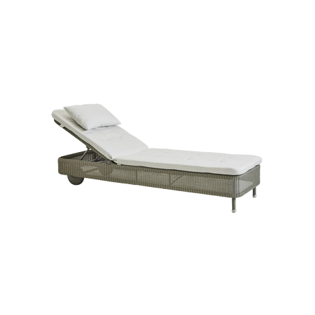 Elegance fabric chair