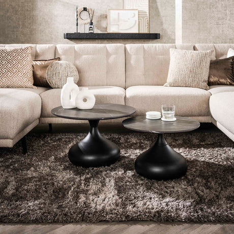 Admit velvet chair