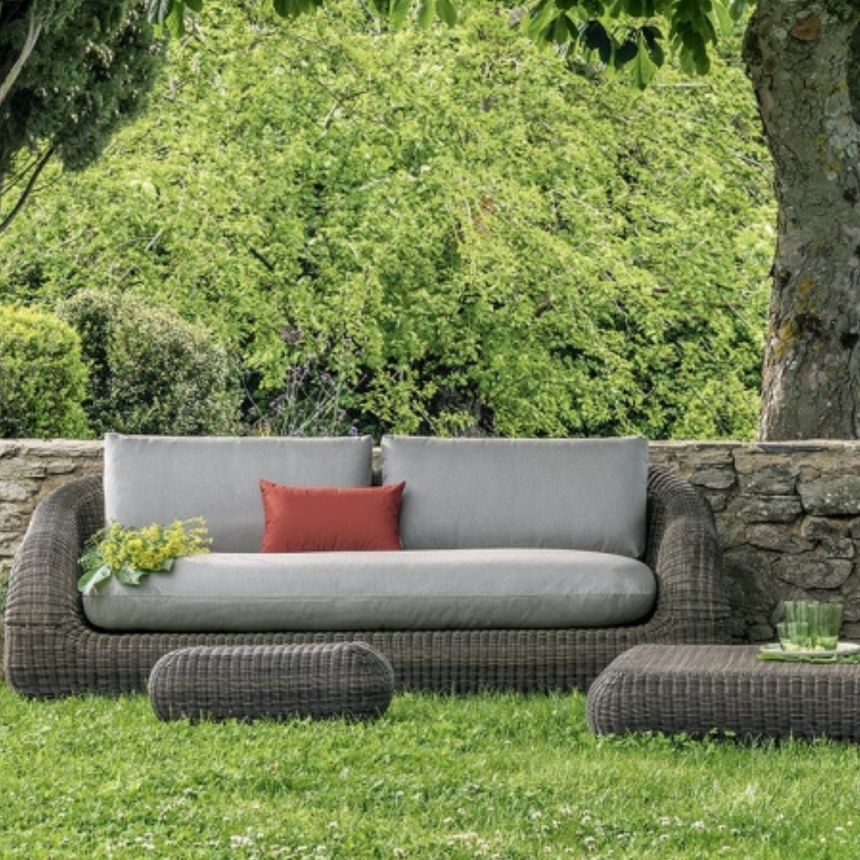 Infinity garden pouf