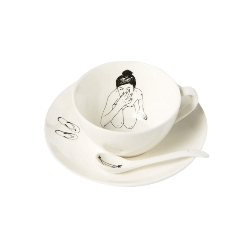 Undressed porcelán teáscsésze szettben