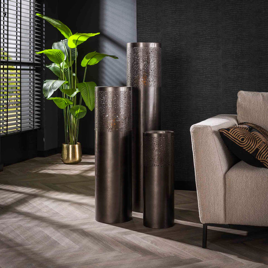 Admit velvet chair