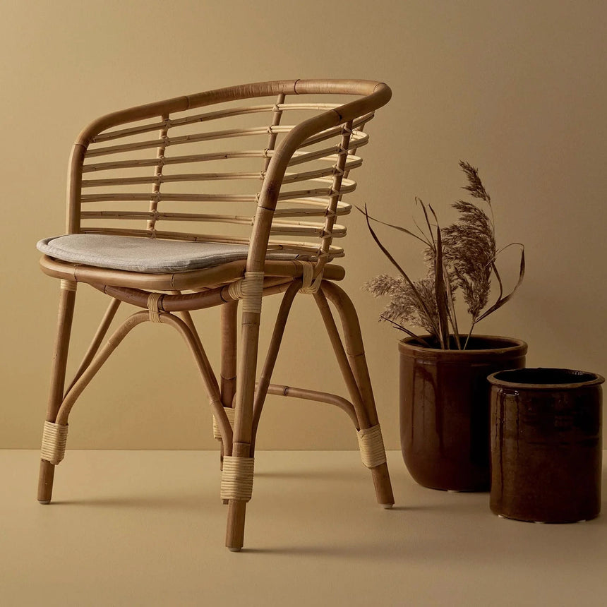 Elegance fabric chair