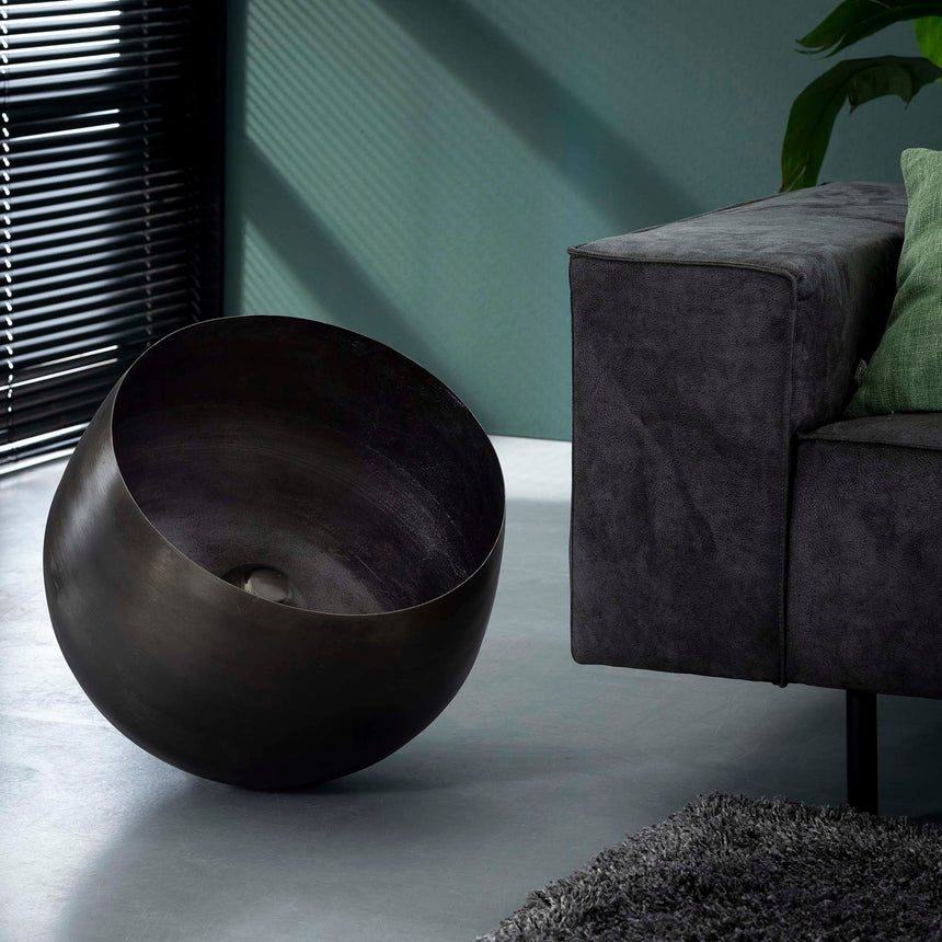 Admit velvet chair