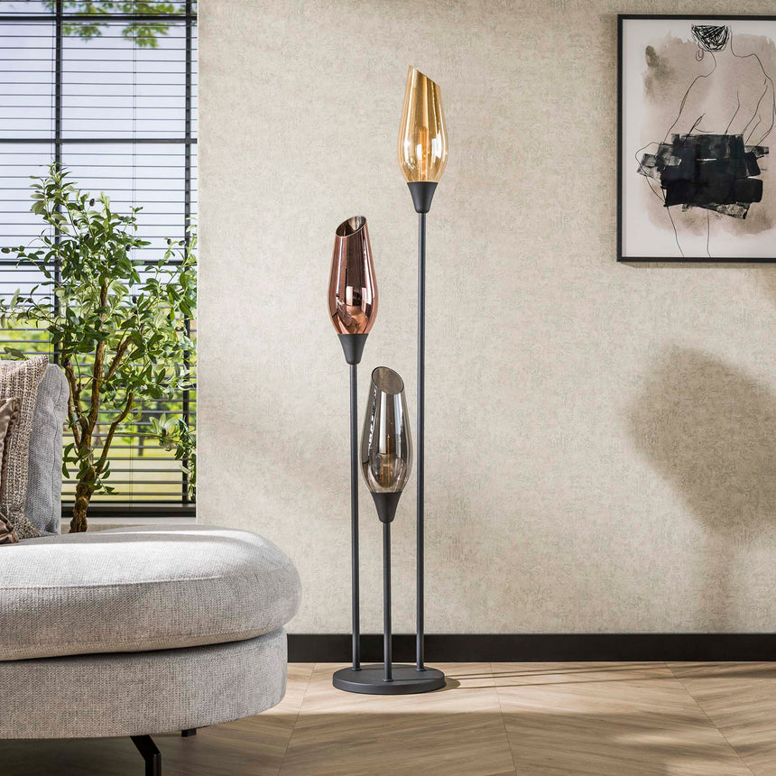 Admit velvet chair