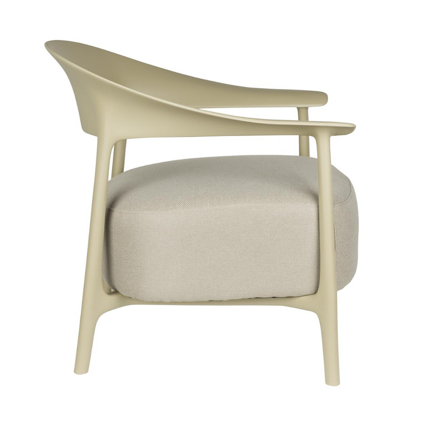 Spike rattan armchair