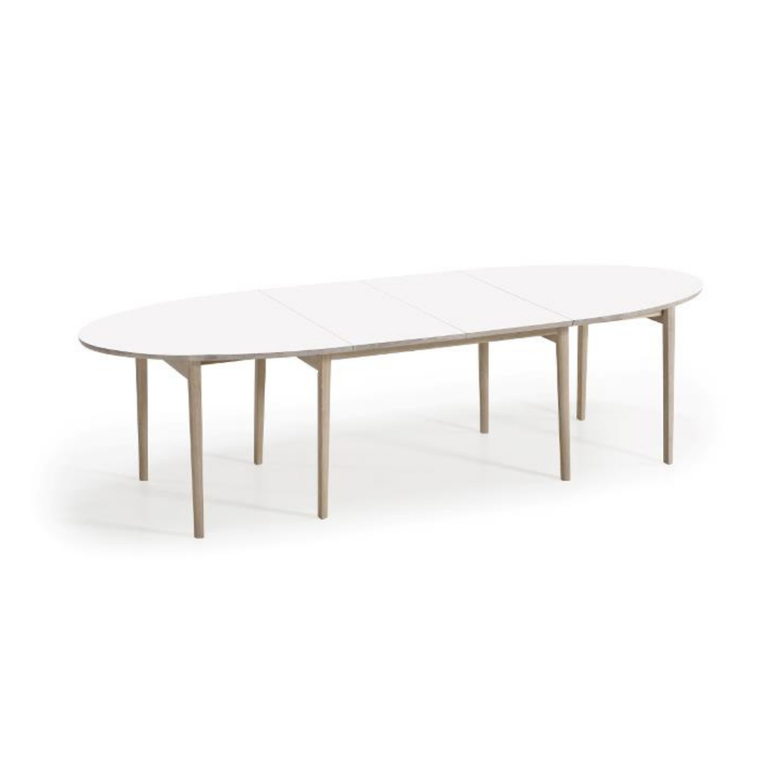 Kilt garden coffee table