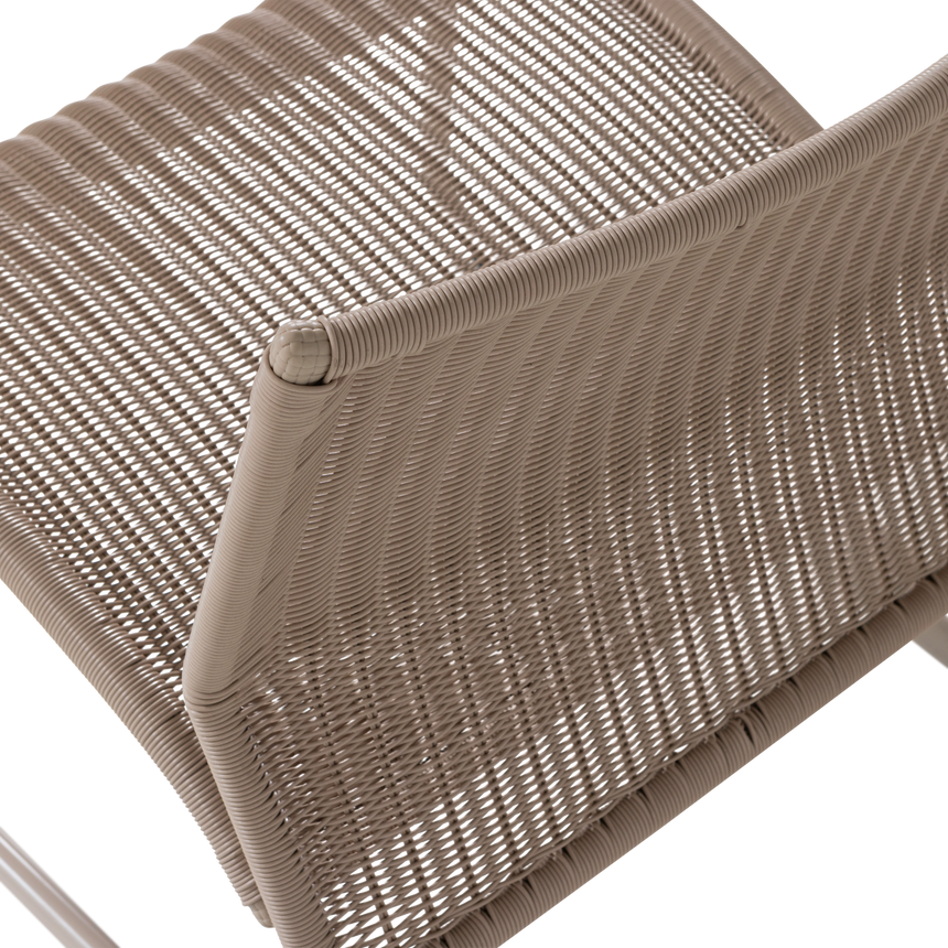 West kerti lounge fotel – Modern design és kényelem