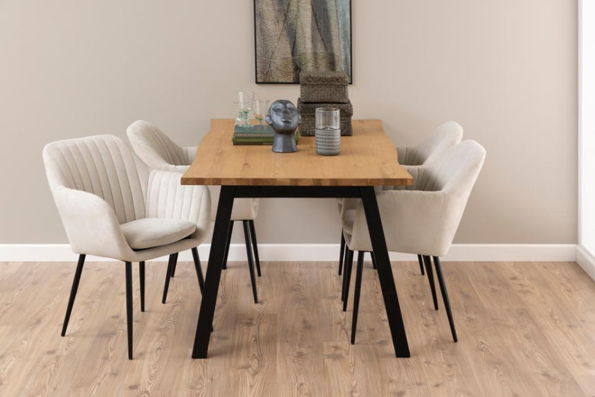 Emilia fabric chair with black legs