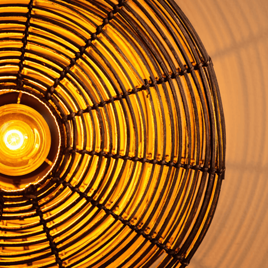 Mataka rattan wall lamp