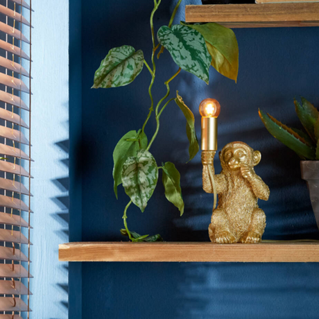 Monkey műgyanta asztali lámpa 23.5