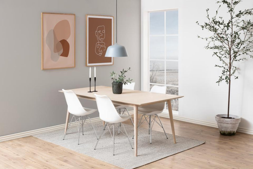 Eris velvet chair