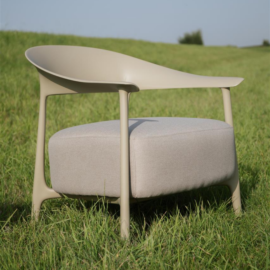 Spike rattan armchair
