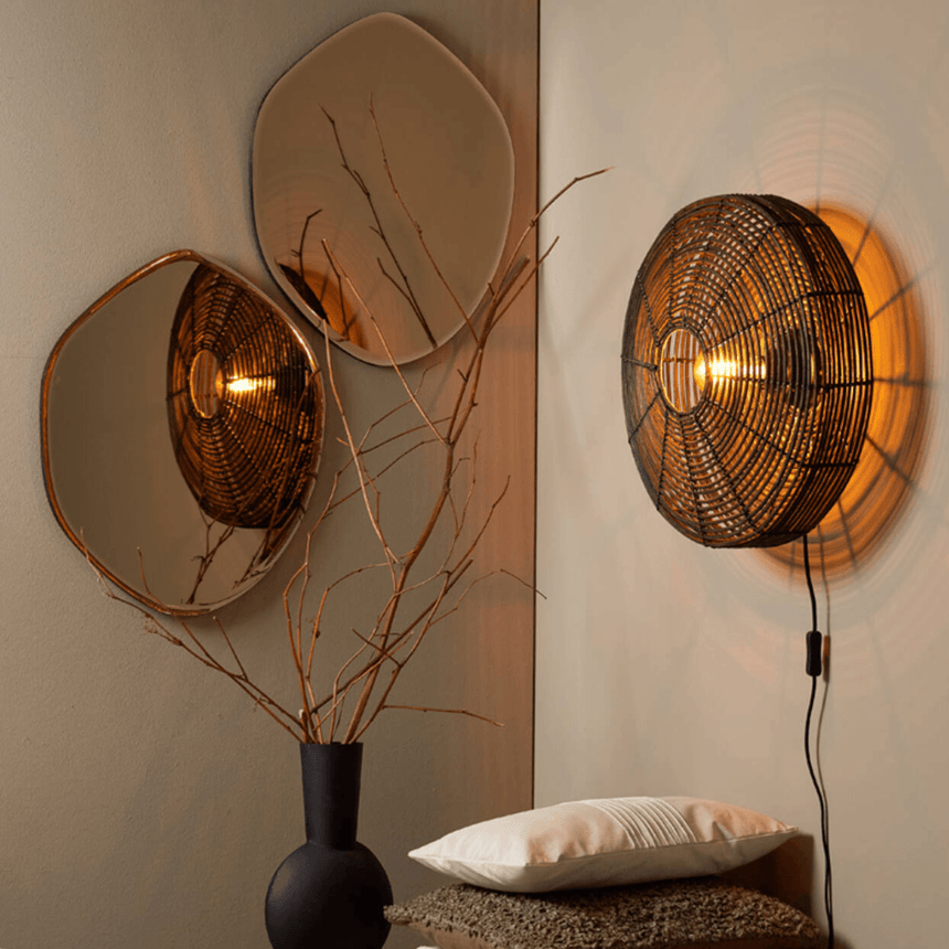 Mataka rattan wall lamp