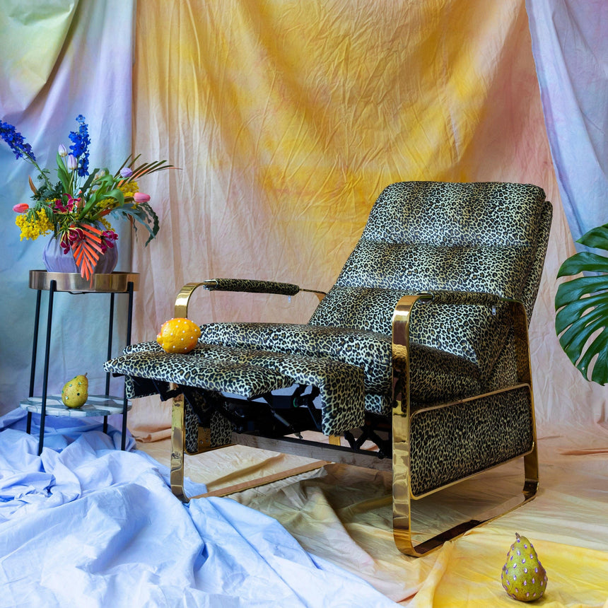 Relax Like Chandler szövet fotel