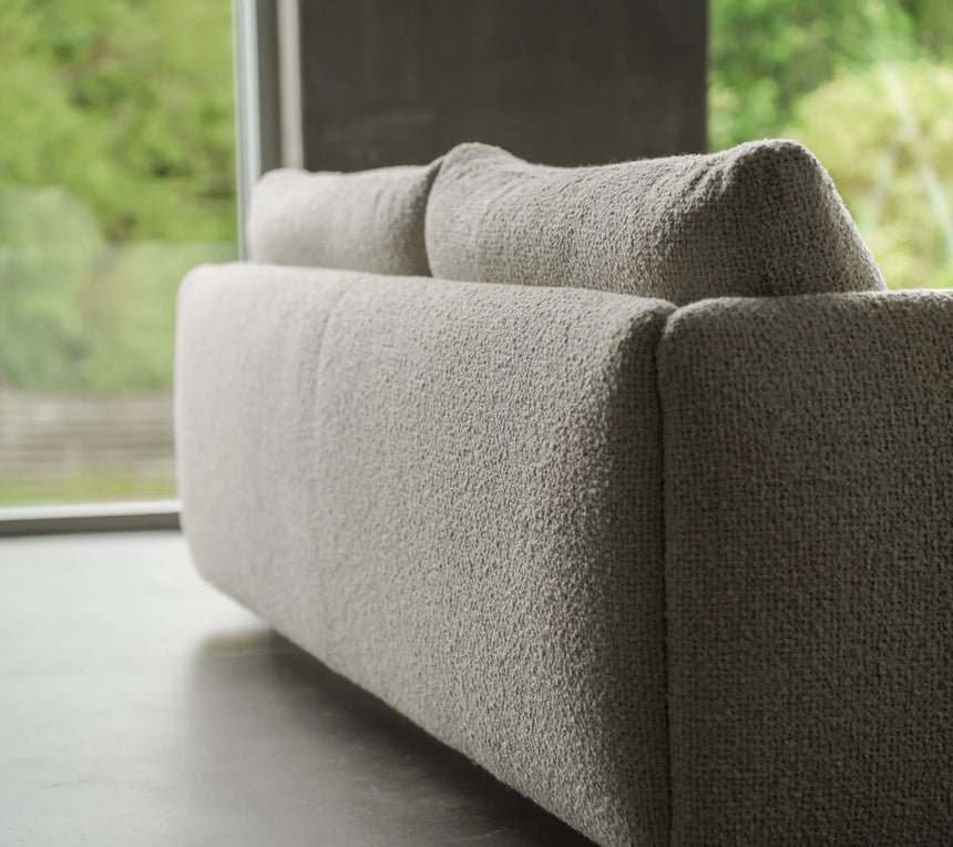Elegance fabric chair