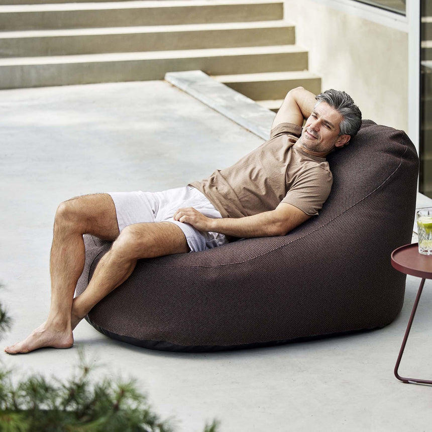 Elegance fabric chair