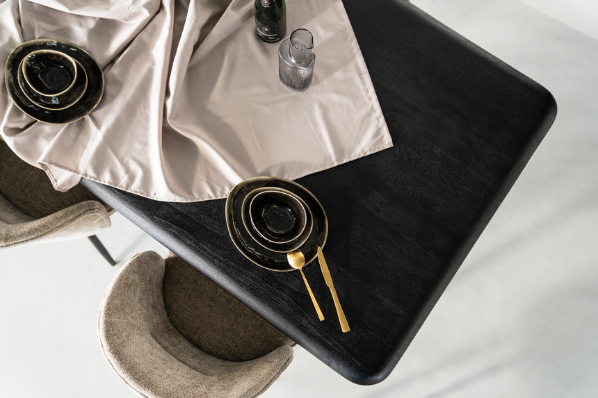 Jiska étkezőasztal – 250x100 cm, mangófából