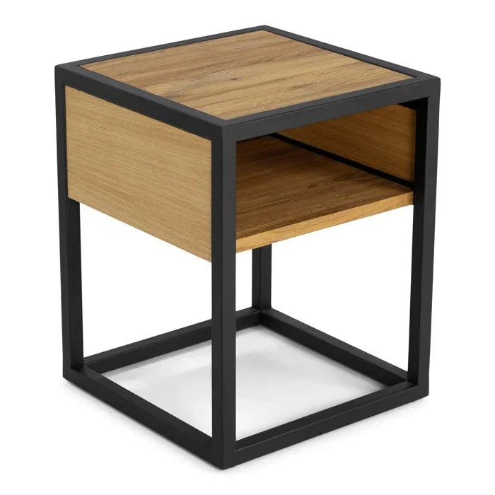 Diva fa éjjeliszekrény