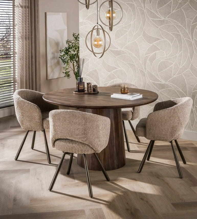 Central étkezőasztal