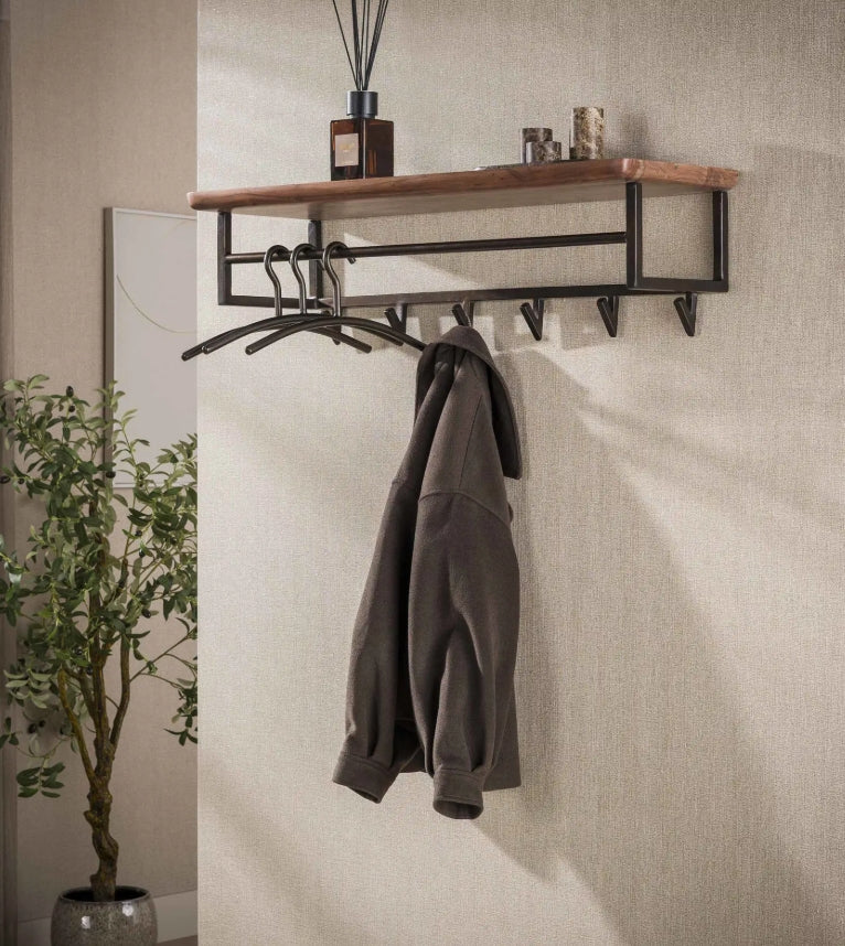 Edge Curve fogasszekrény