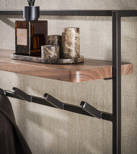 Air Pure Tall fogasszekrény