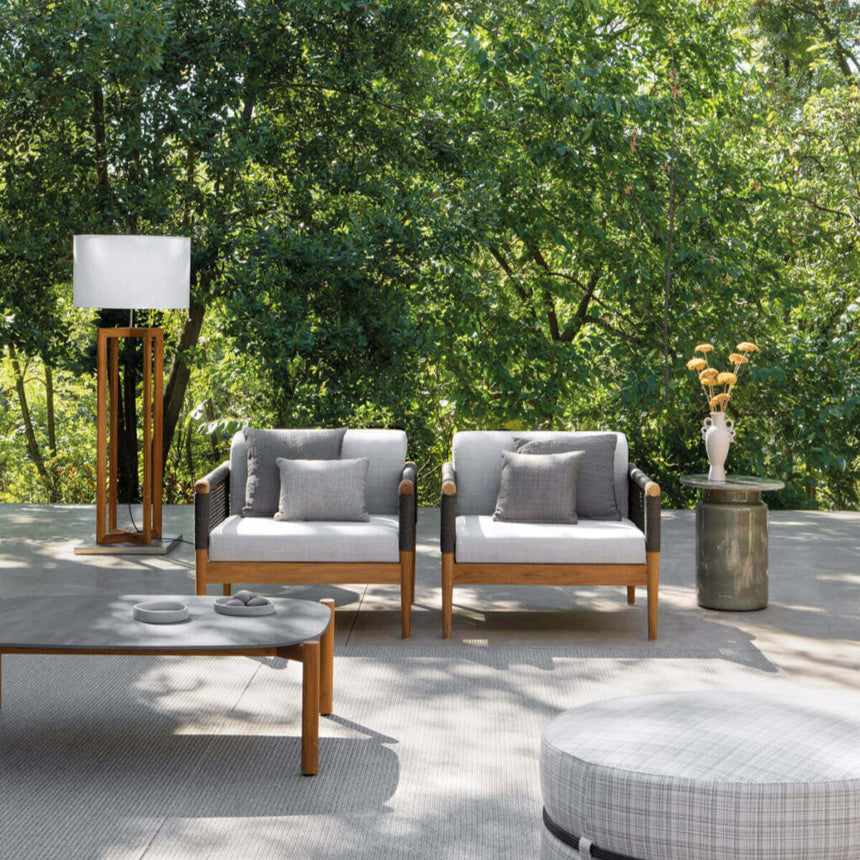 Lodge garden armchair