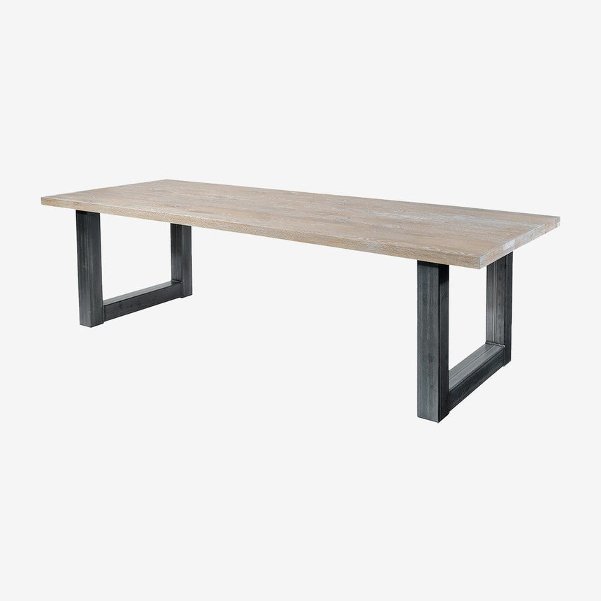 Straight corners dining table