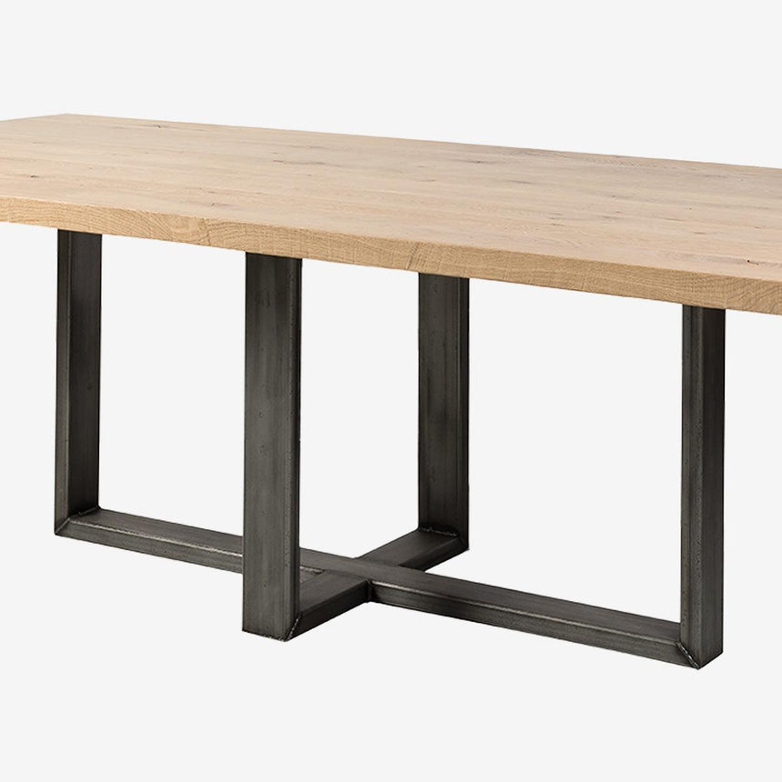 Straight corners dining table