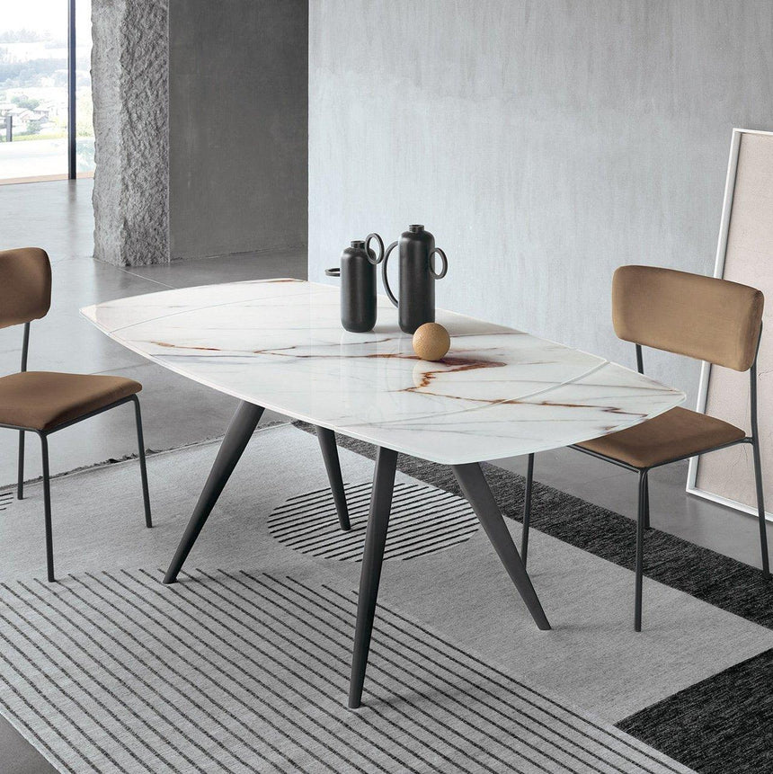 Elica dining table