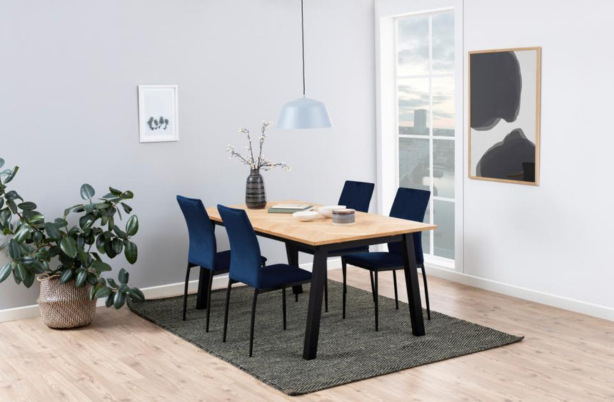 Demina velvet chair