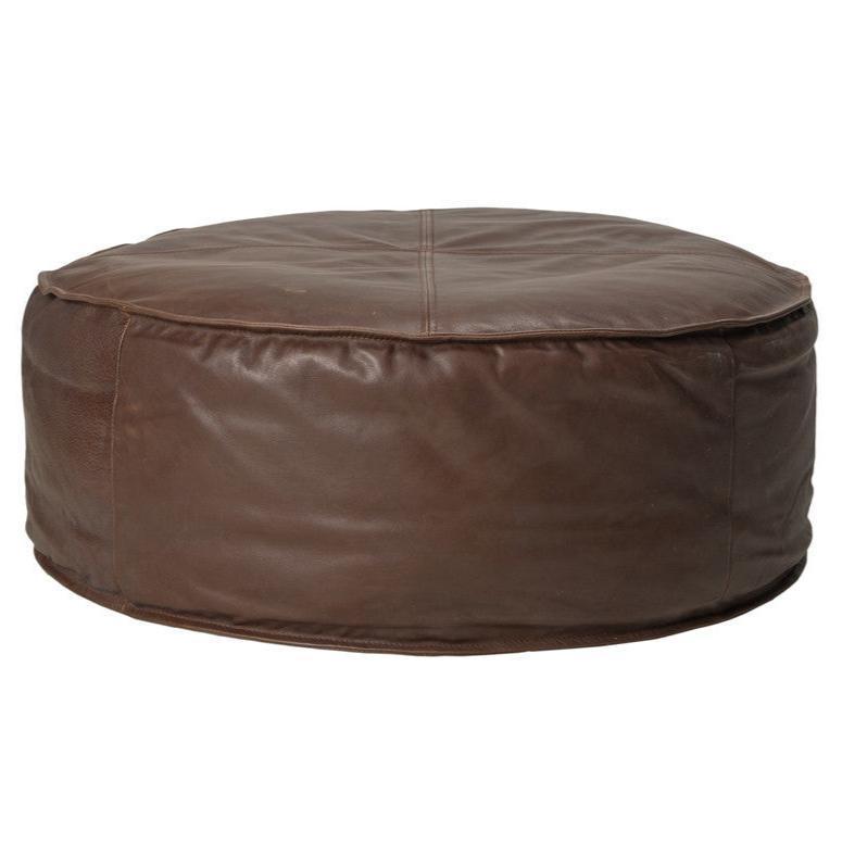 Ruby pouf