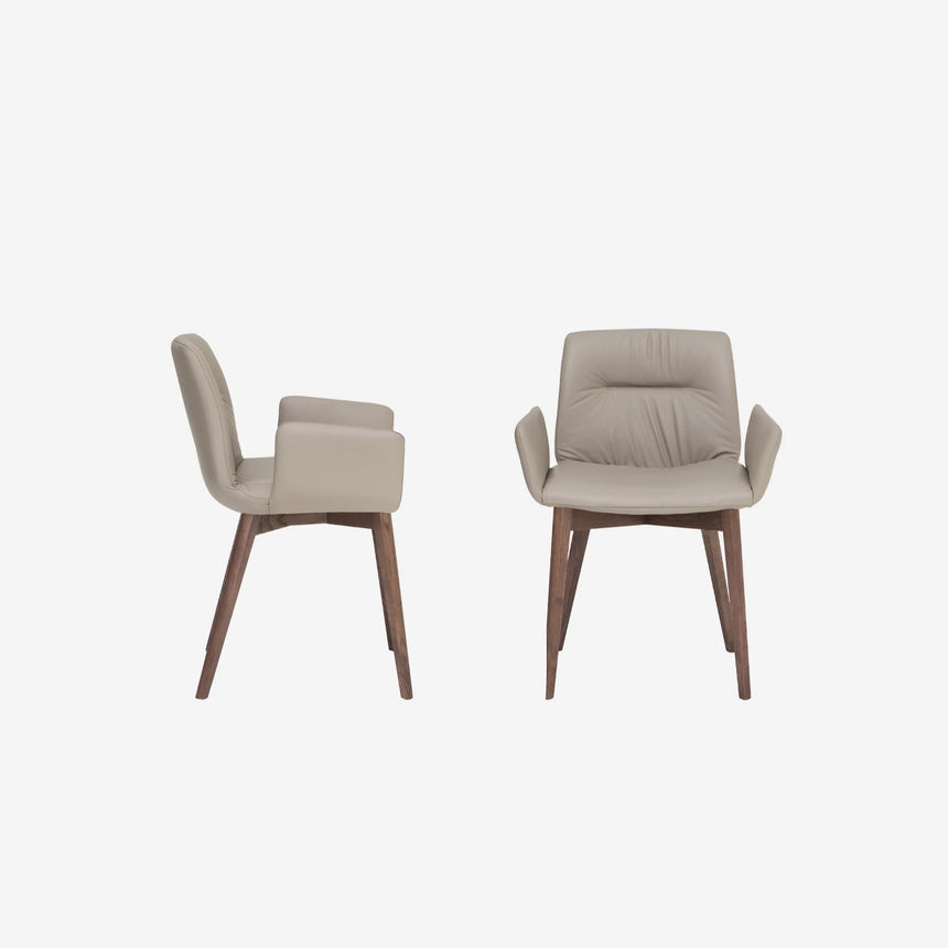 Alexia chair