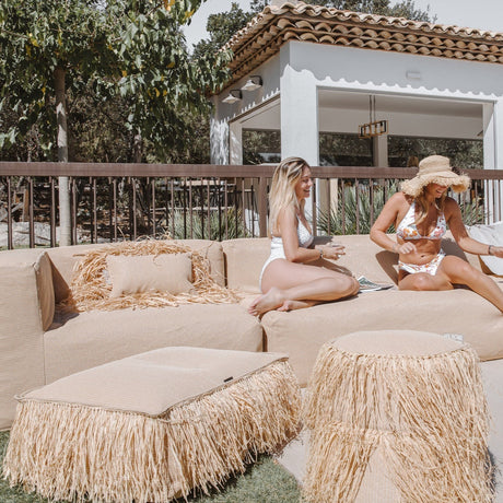 Rafia hatású szövet rojtos kerti puff 85x65