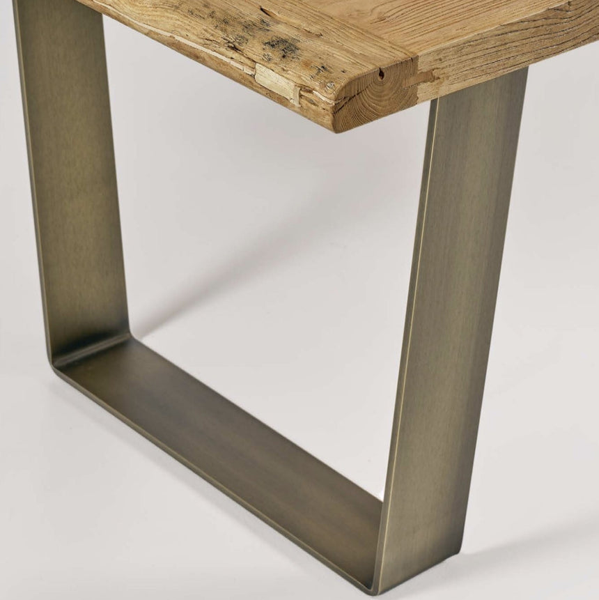 Cocoon table