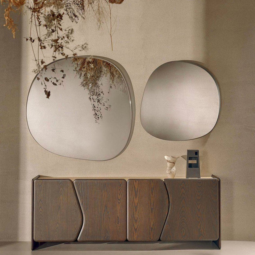 Dolmen cabinet