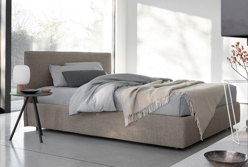 Gaya double bed