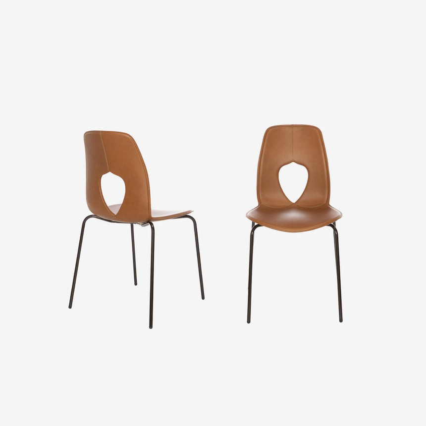 Hole chair