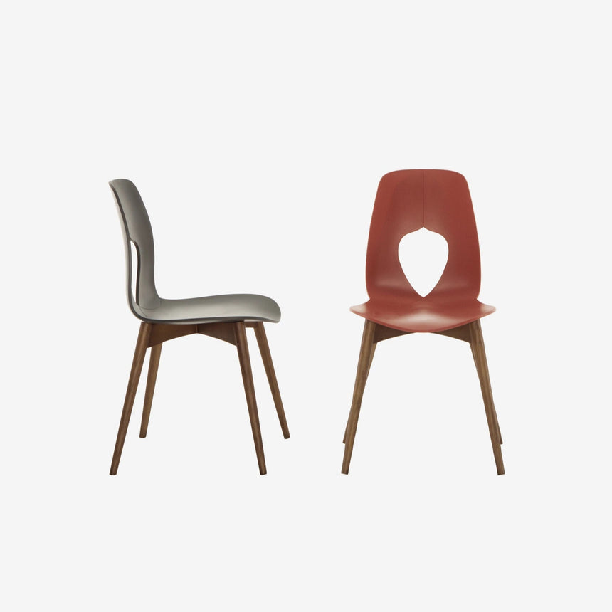 Hole chair