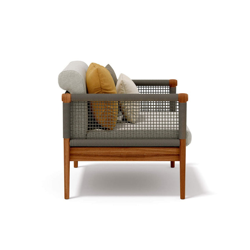 Lodge garden armchair