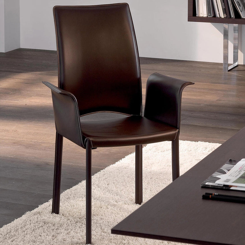 Madeleine chair