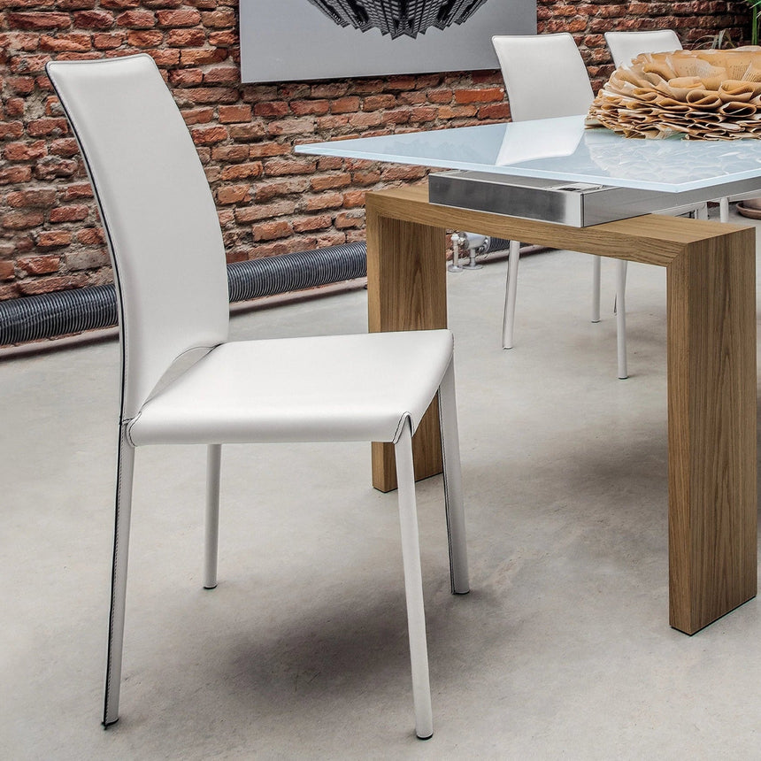 Madeleine chair