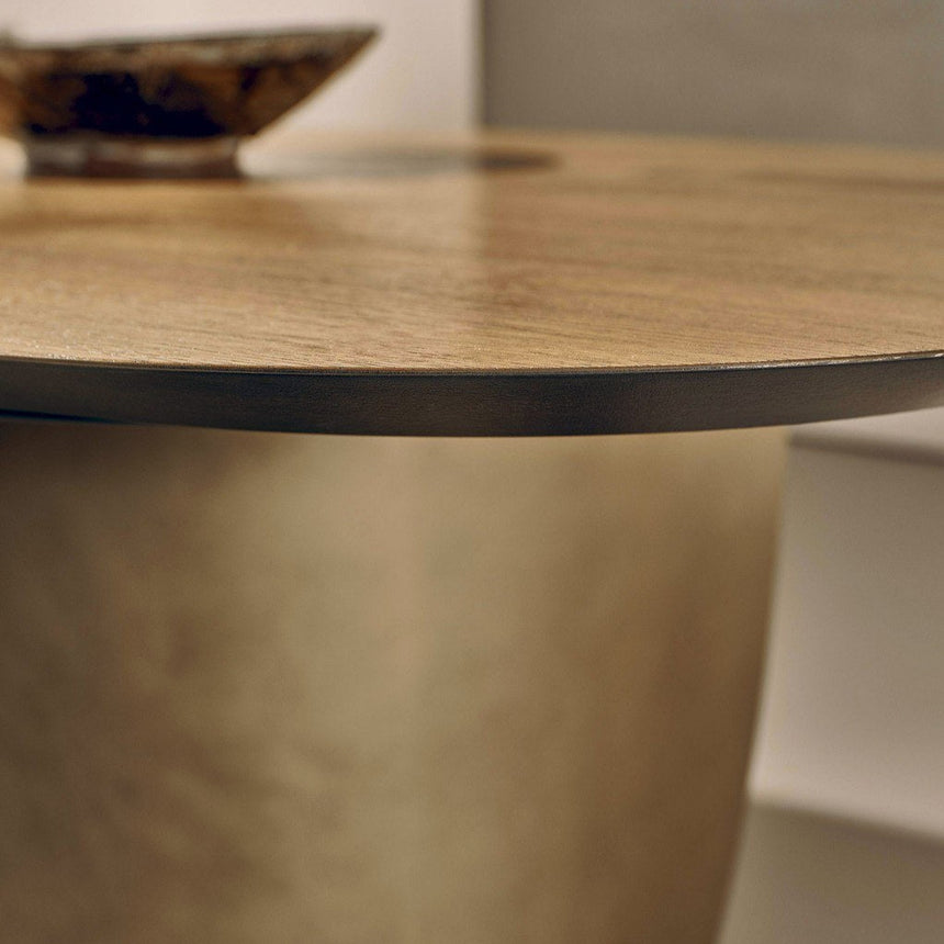 Sail table