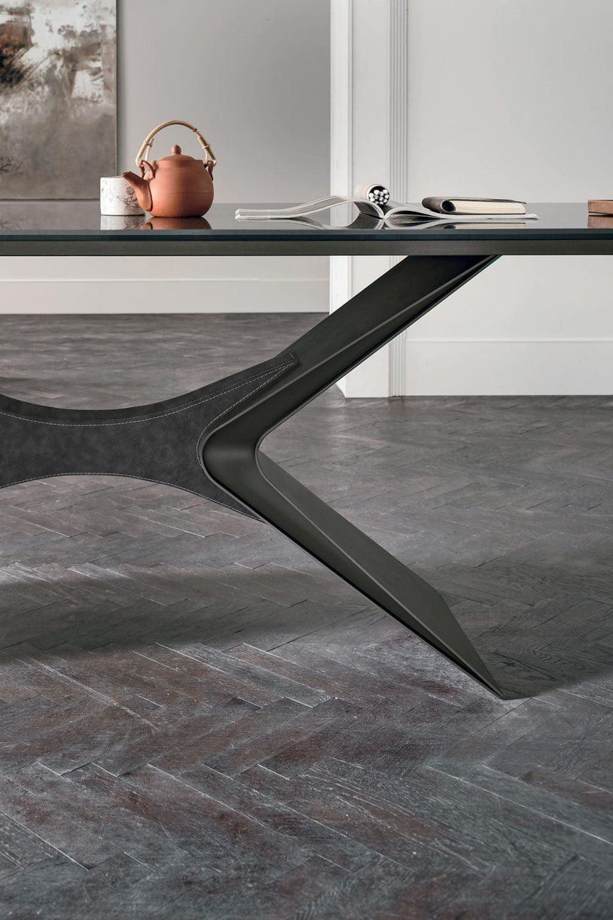 Sail dining table